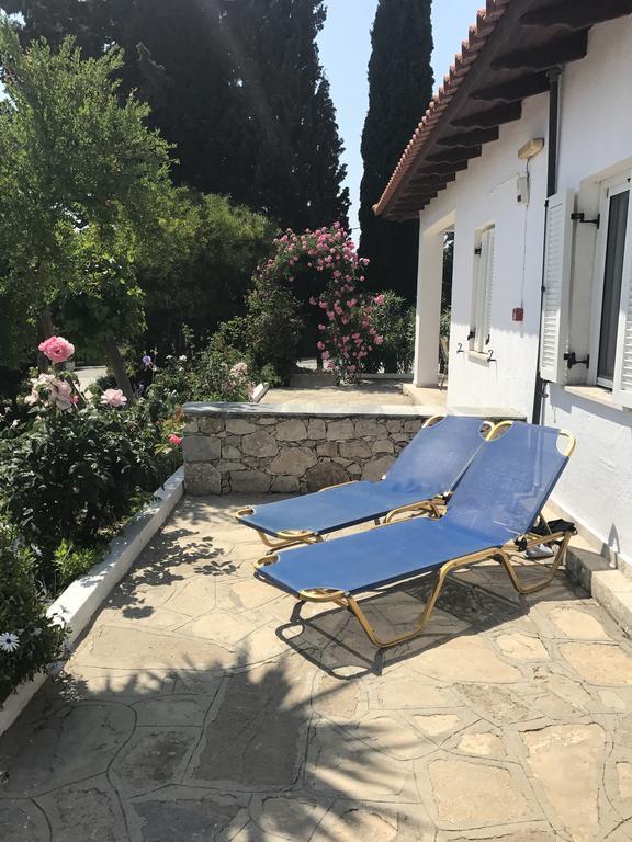 الشقق الفندقية بيثاغوريوفي  Elena Bungalows المظهر الخارجي الصورة